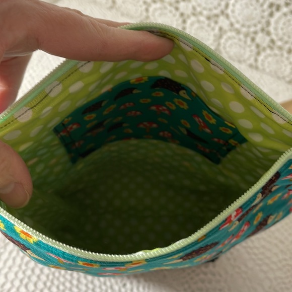 Hedgehog cotton lined storage bag - Picture 5 of 5